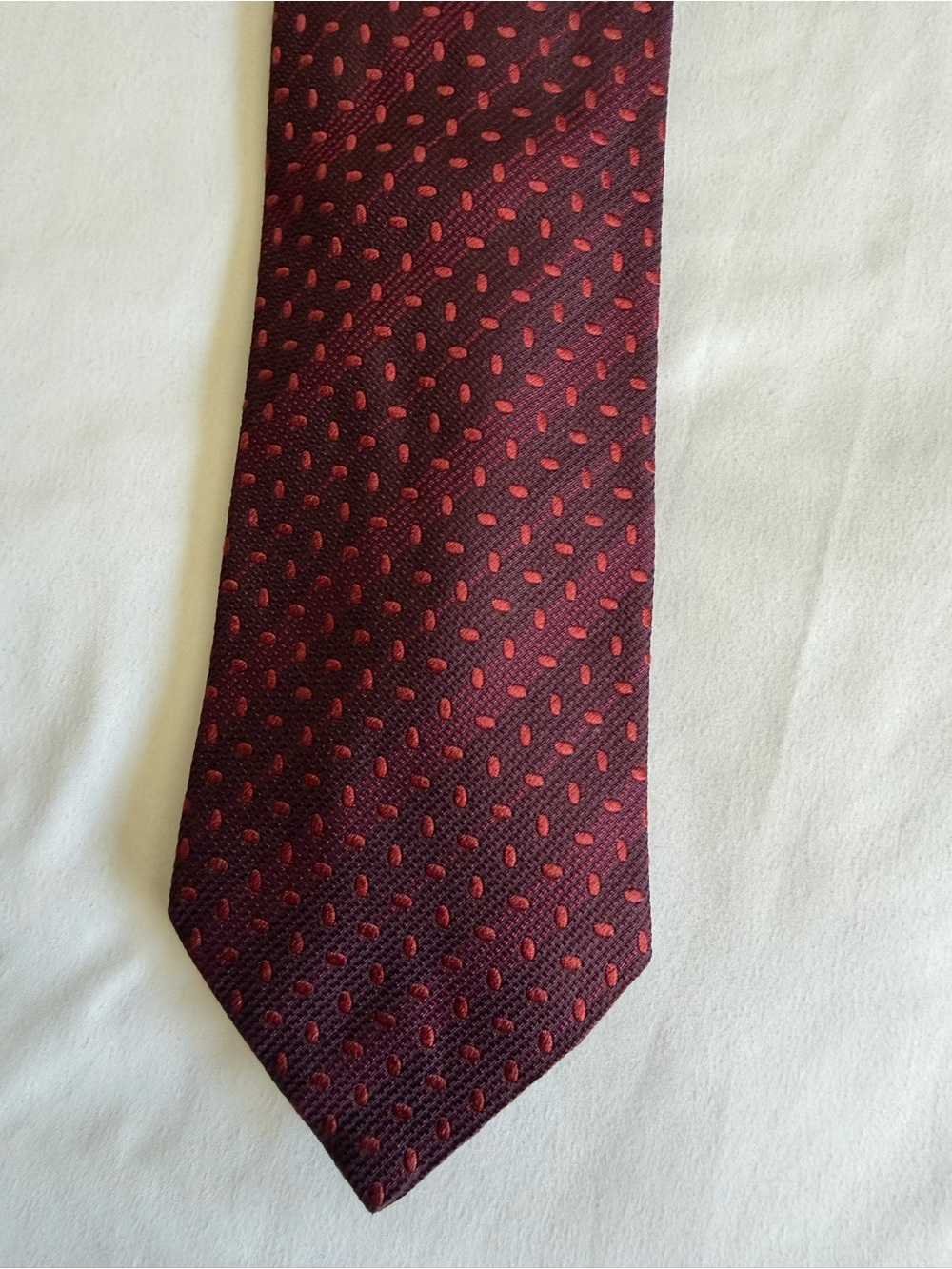 Giorgio Armani Italy Made 100% Silk Burgundy Red Dots Tie Old Money Designer